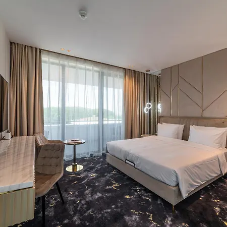 Hotel Elania & 5*