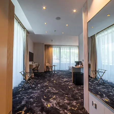 Elania & 5* Cluj-Napoca