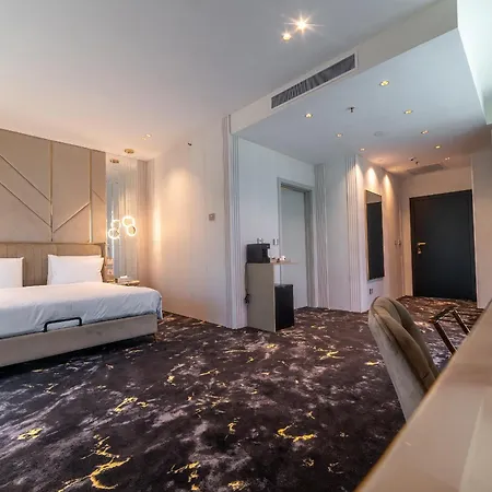 Elania & 5* Cluj-Napoca
