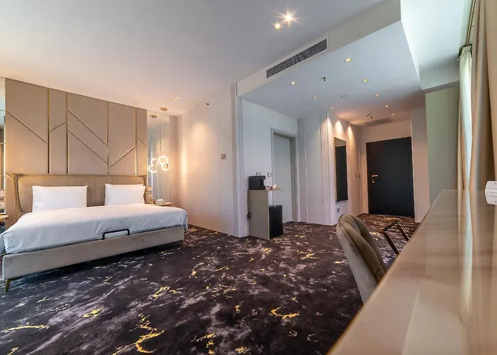 Elania & 5* Cluj-Napoca