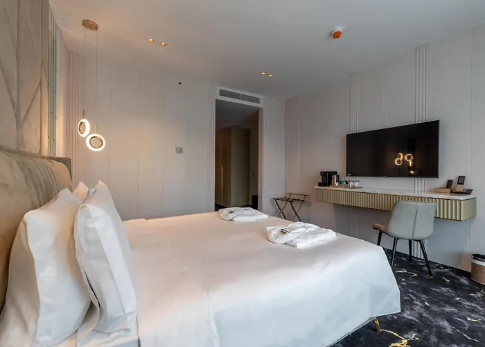 Hotel Elania & Cluj-Napoca